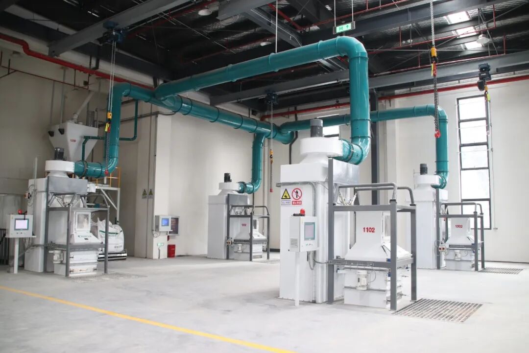 湖北 投料口.jpg